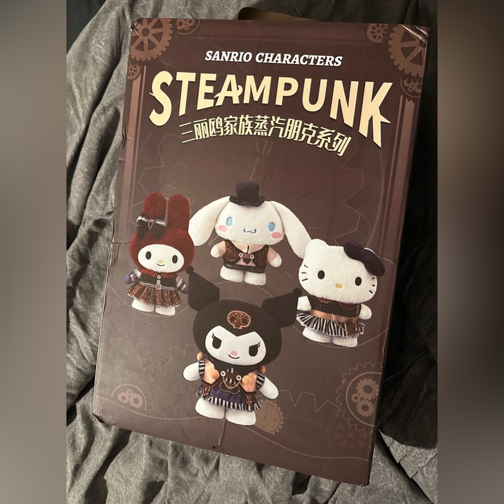 Sanrio X SteamPunk Cinnamoroll Collector’s Plush - Picture 4 of 7